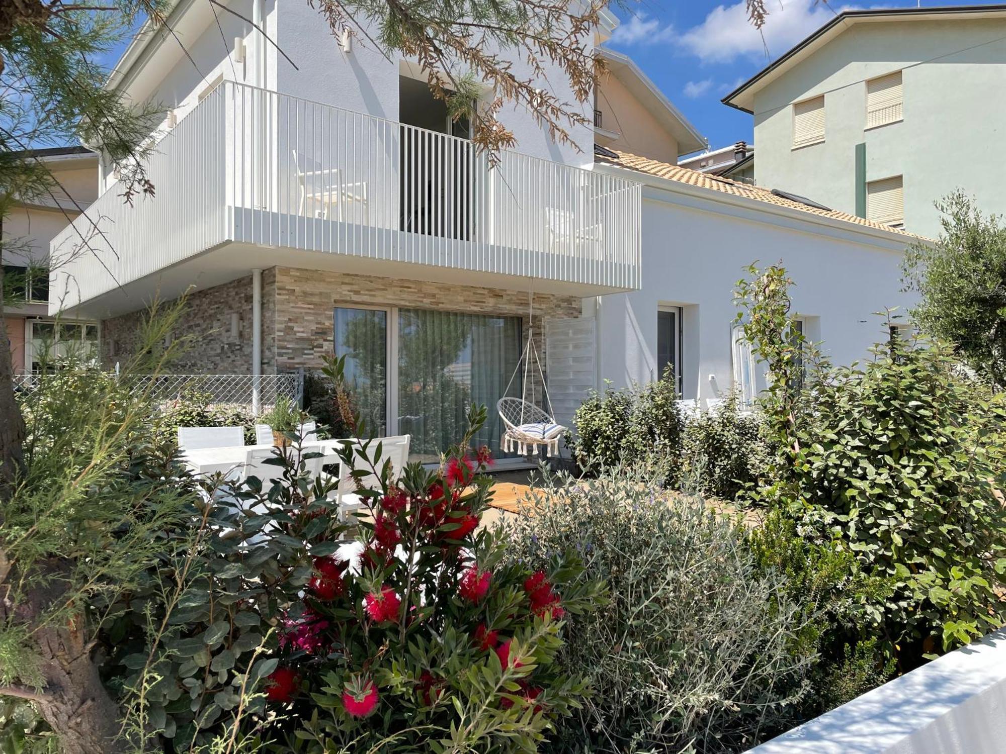 Villa Le Agavi Luxory Beach Surfhouse Bellaria-Igea Marina Buitenkant foto